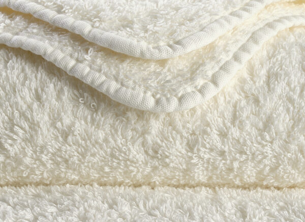 Abyss Habidecor Super Pile ivory